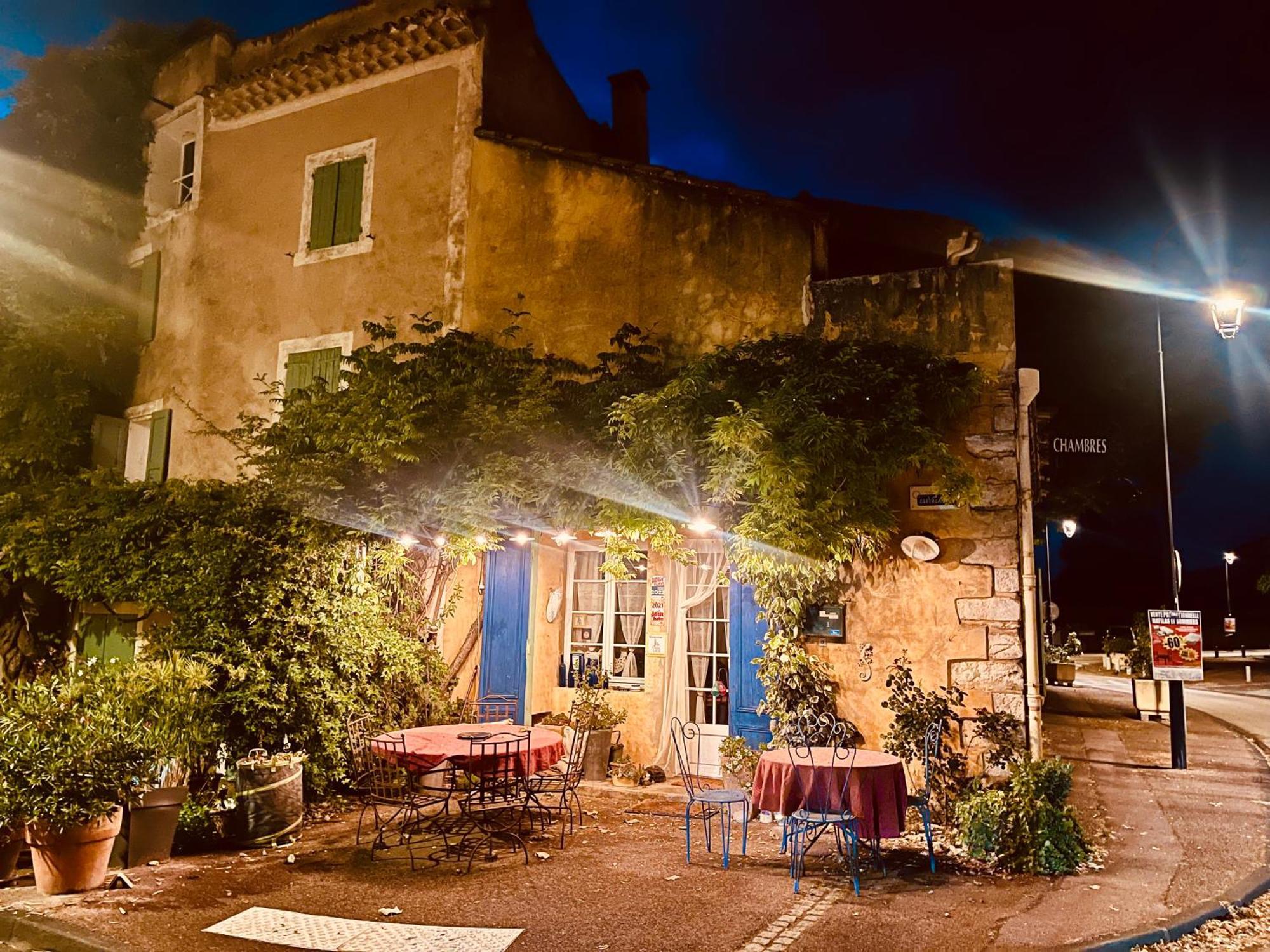 ホテル La Sarrasine Villes-sur-Auzon エクステリア 写真