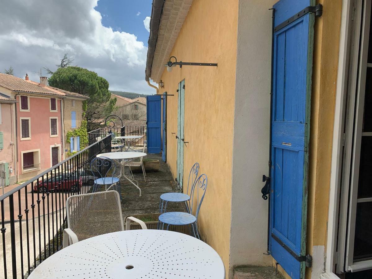 ホテル La Sarrasine Villes-sur-Auzon エクステリア 写真
